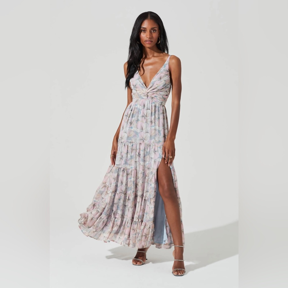 ASTR | Elsa Floral Tiered Maxi Dress | Floral | Small